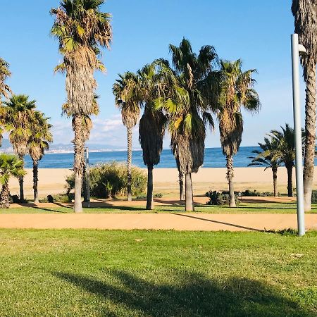 Yacht Experience Barcelona Hotel Sant Adrià de Besòs Kültér fotó
