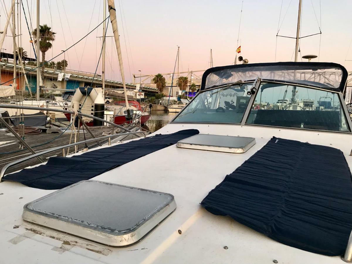 Yacht Experience Barcelona Hotel Sant Adrià de Besòs Kültér fotó