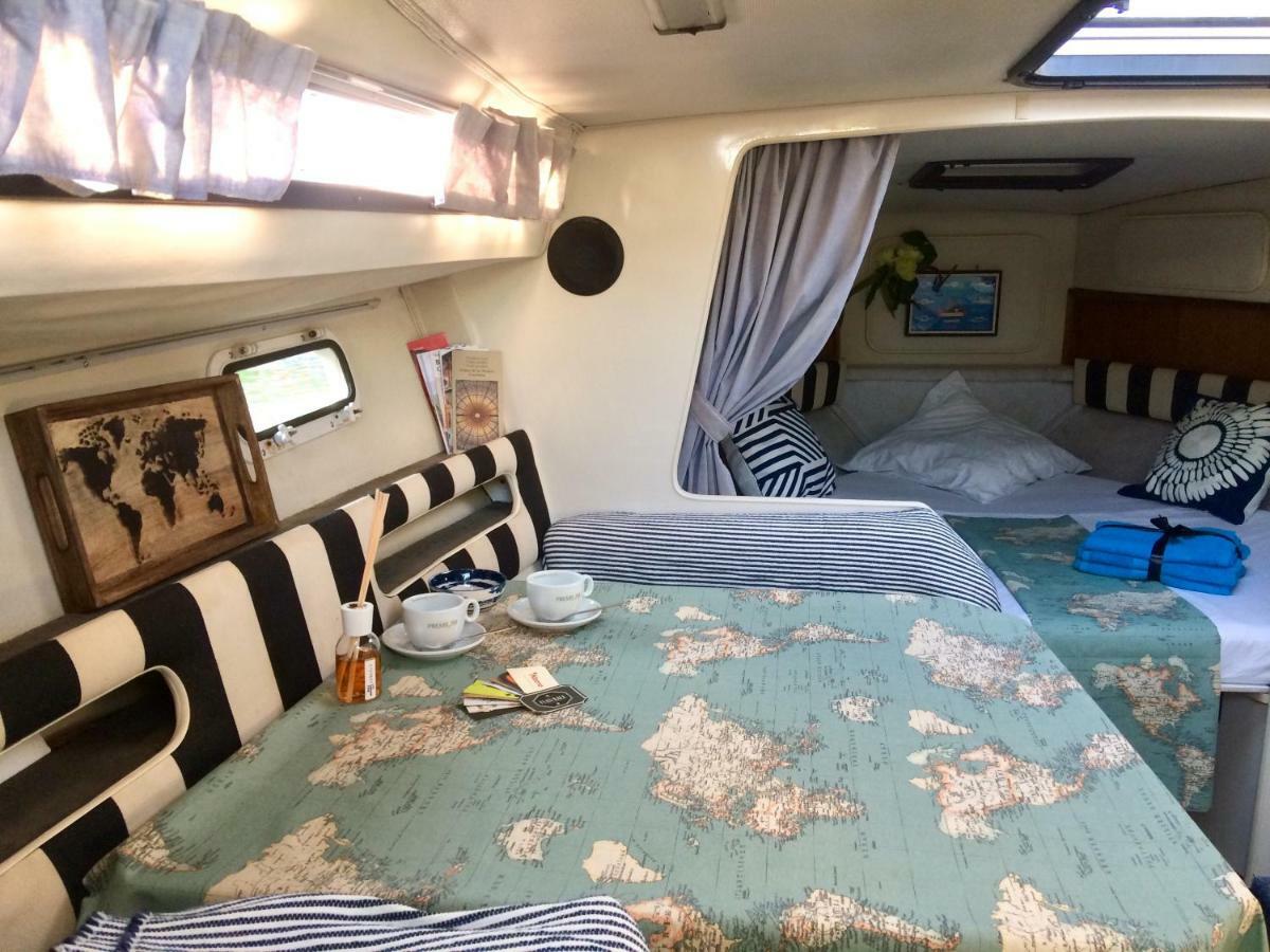 Yacht Experience Barcelona Hotel Sant Adrià de Besòs Kültér fotó